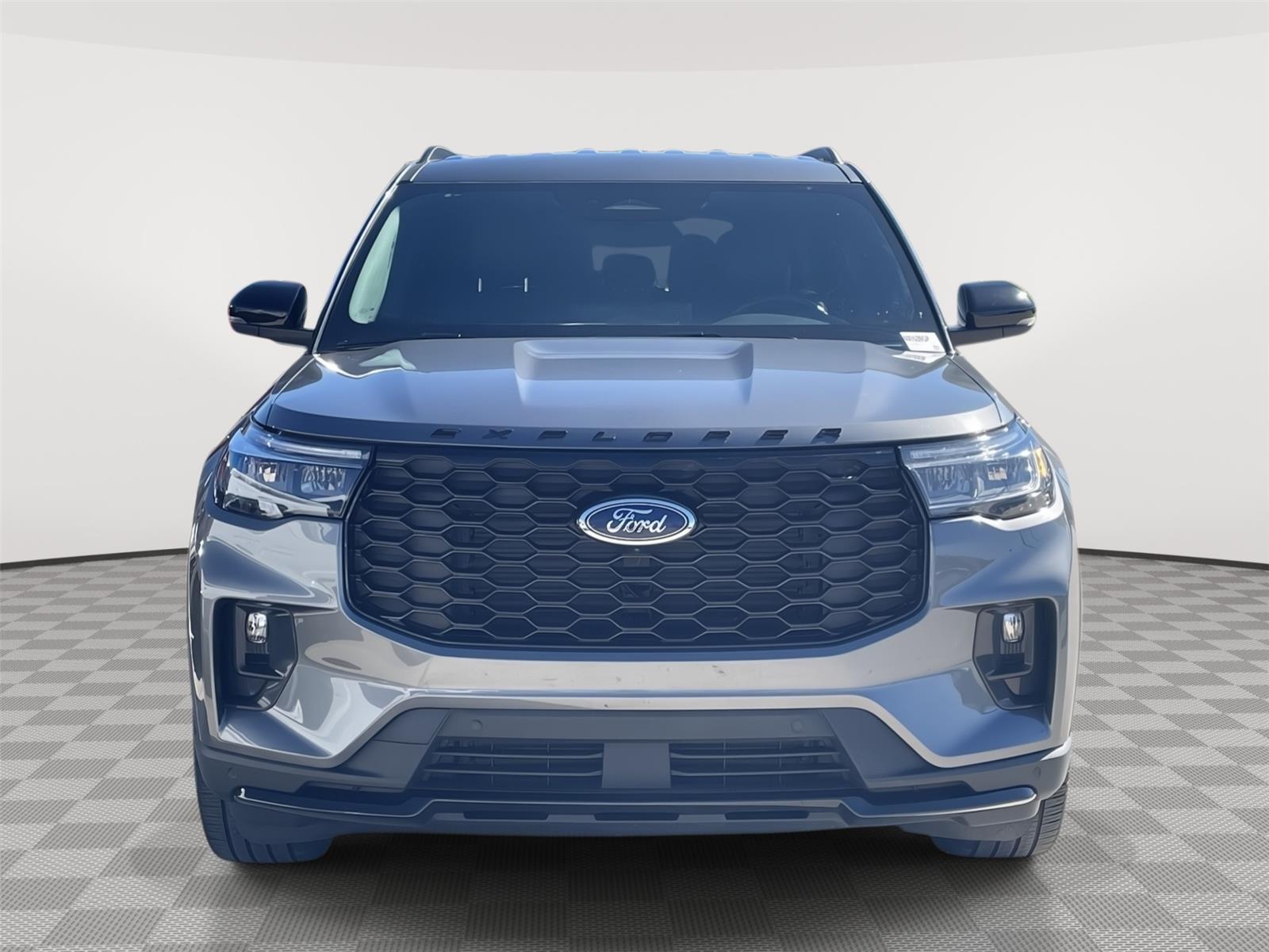 Vehicle photo 4