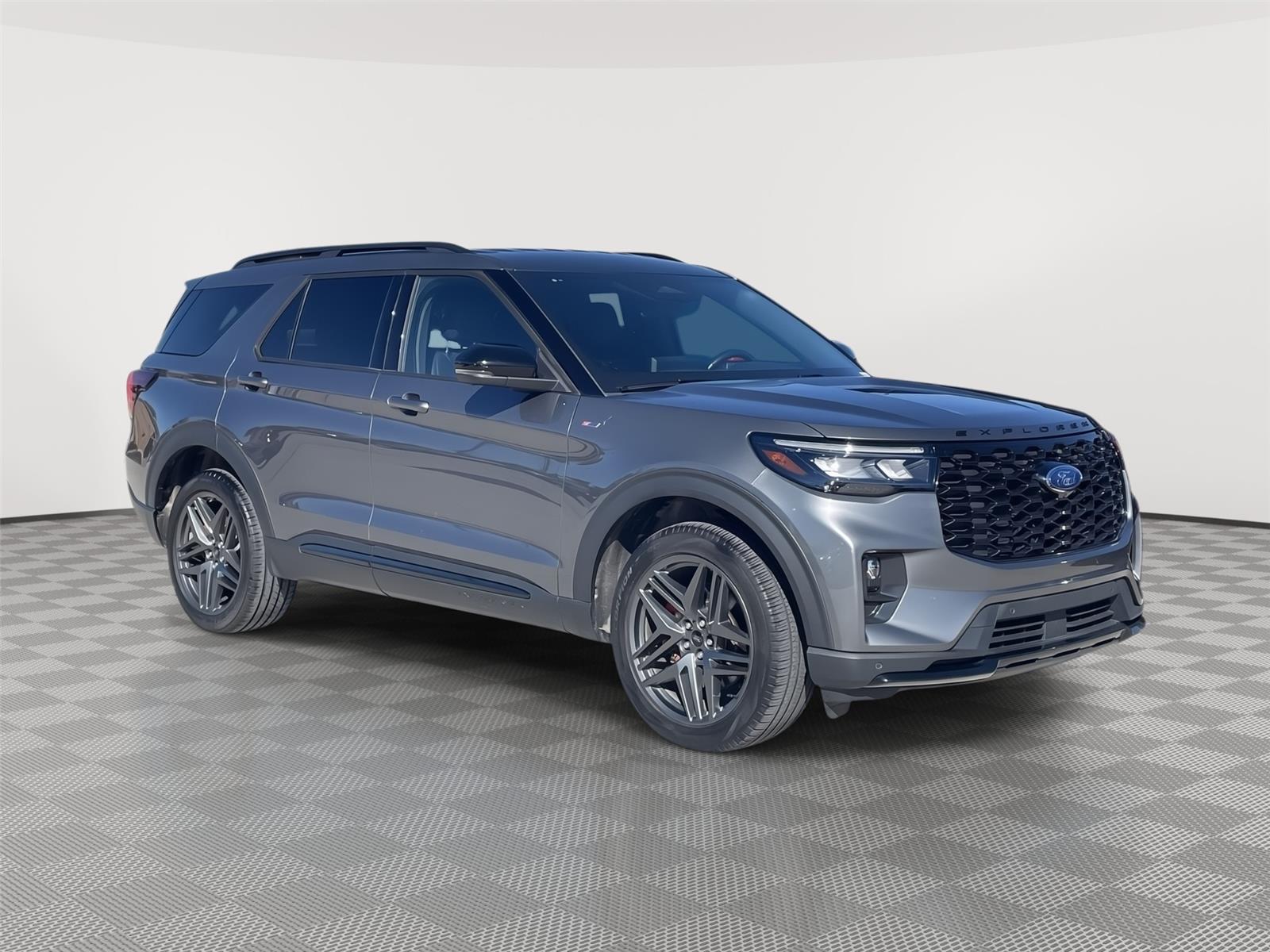 Vehicle photo 5