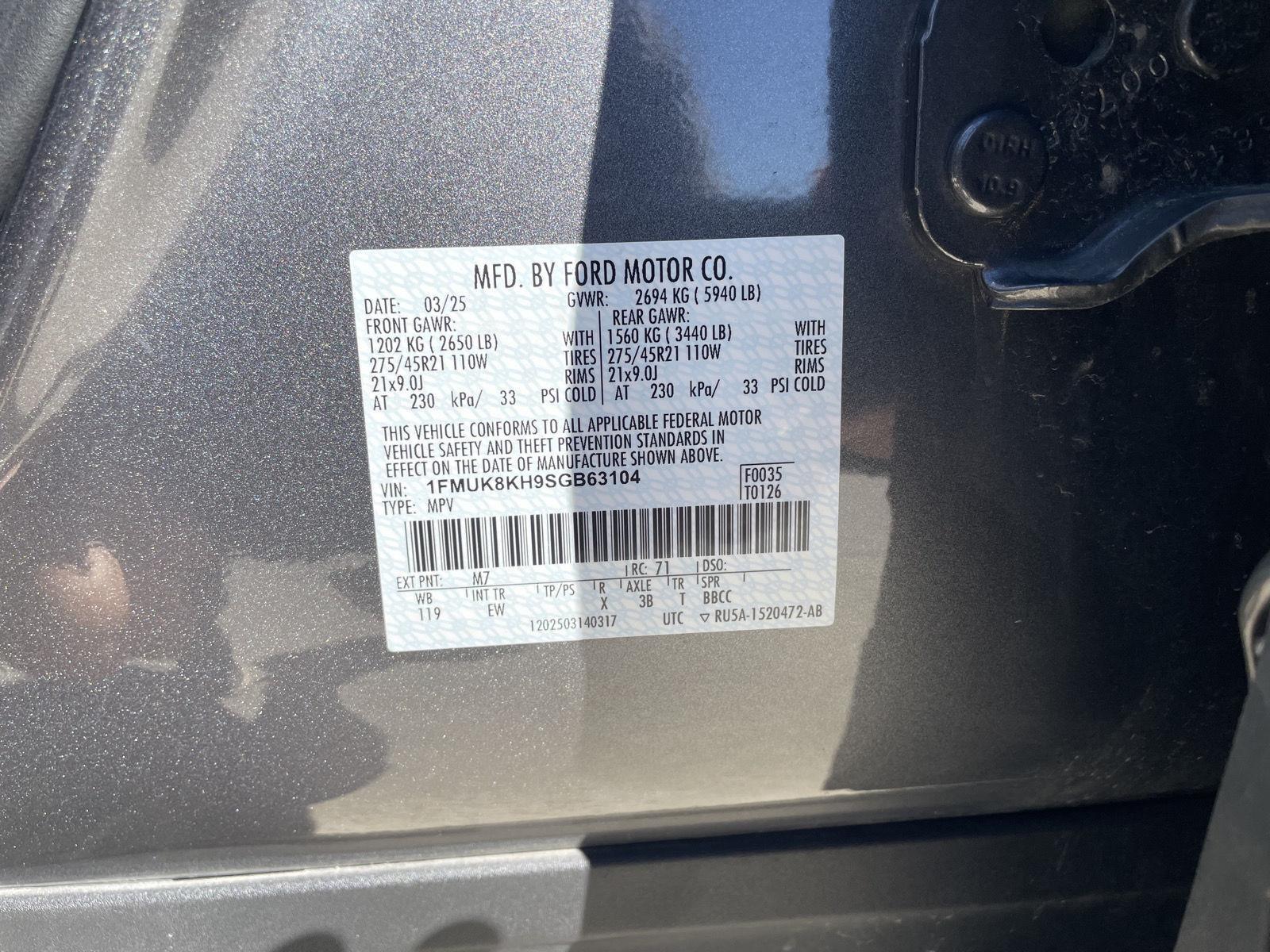 Vehicle photo 34