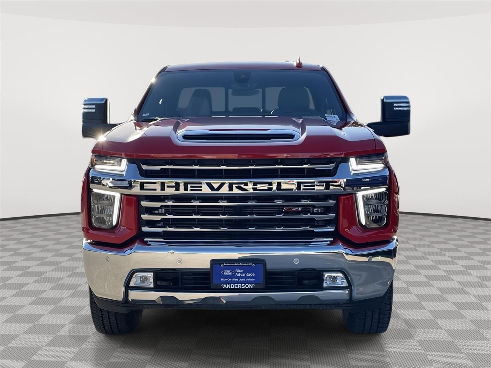 Vehicle photo 4