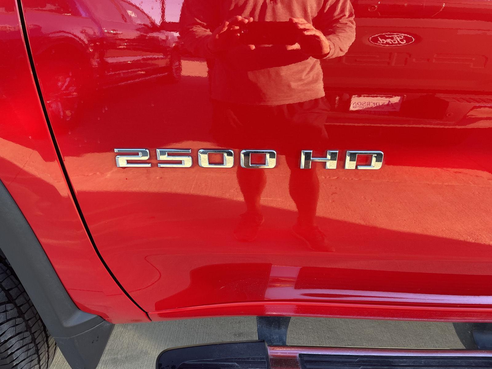 Vehicle photo 43