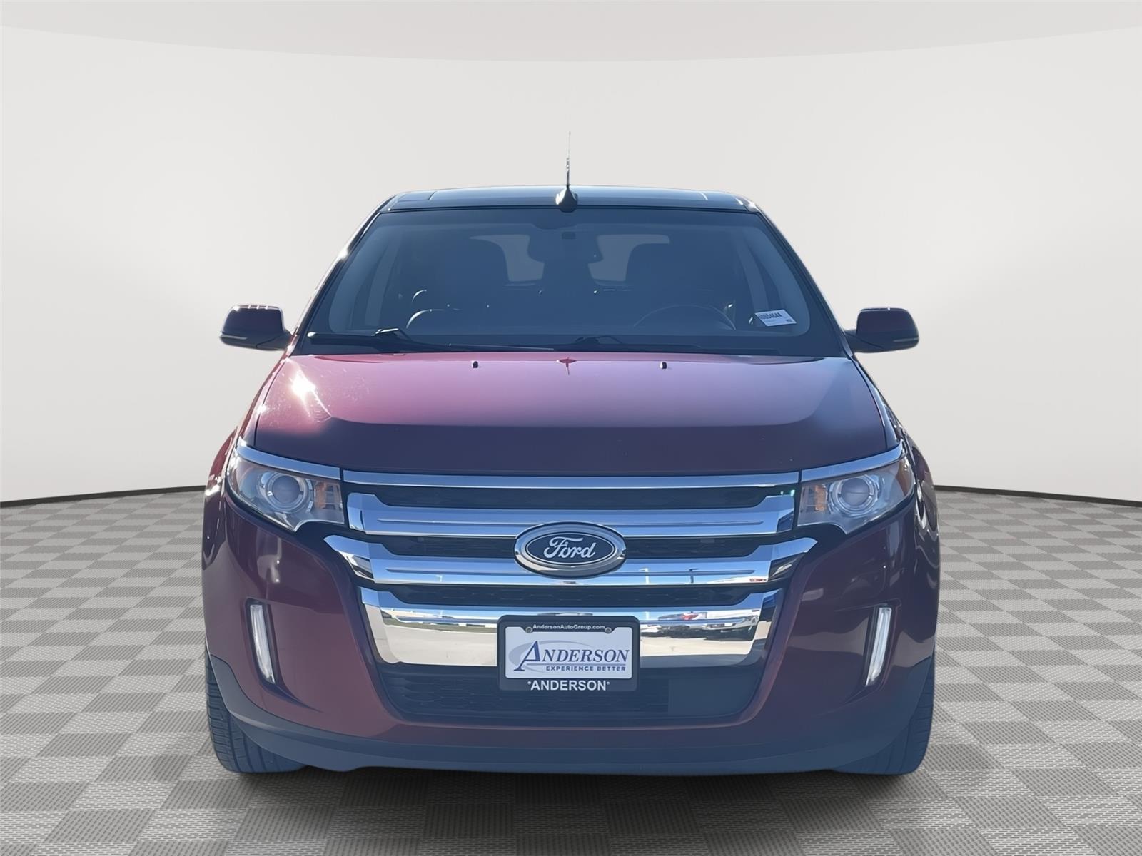 Vehicle photo 4