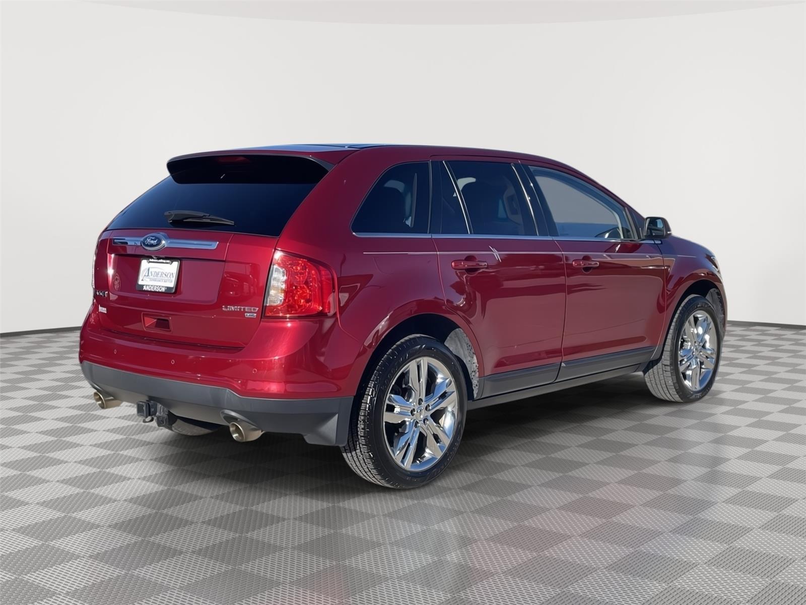 Vehicle photo 7