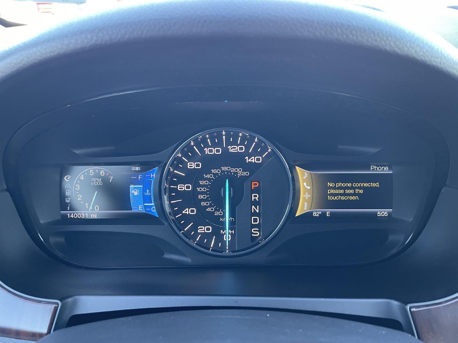 Vehicle photo 15