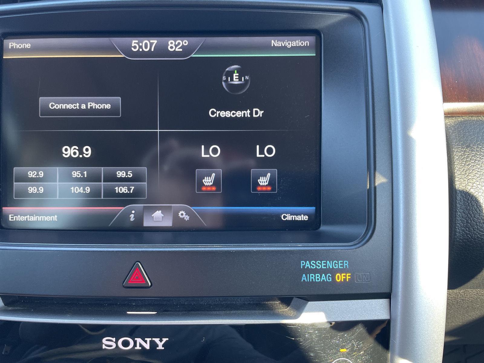 Vehicle photo 28