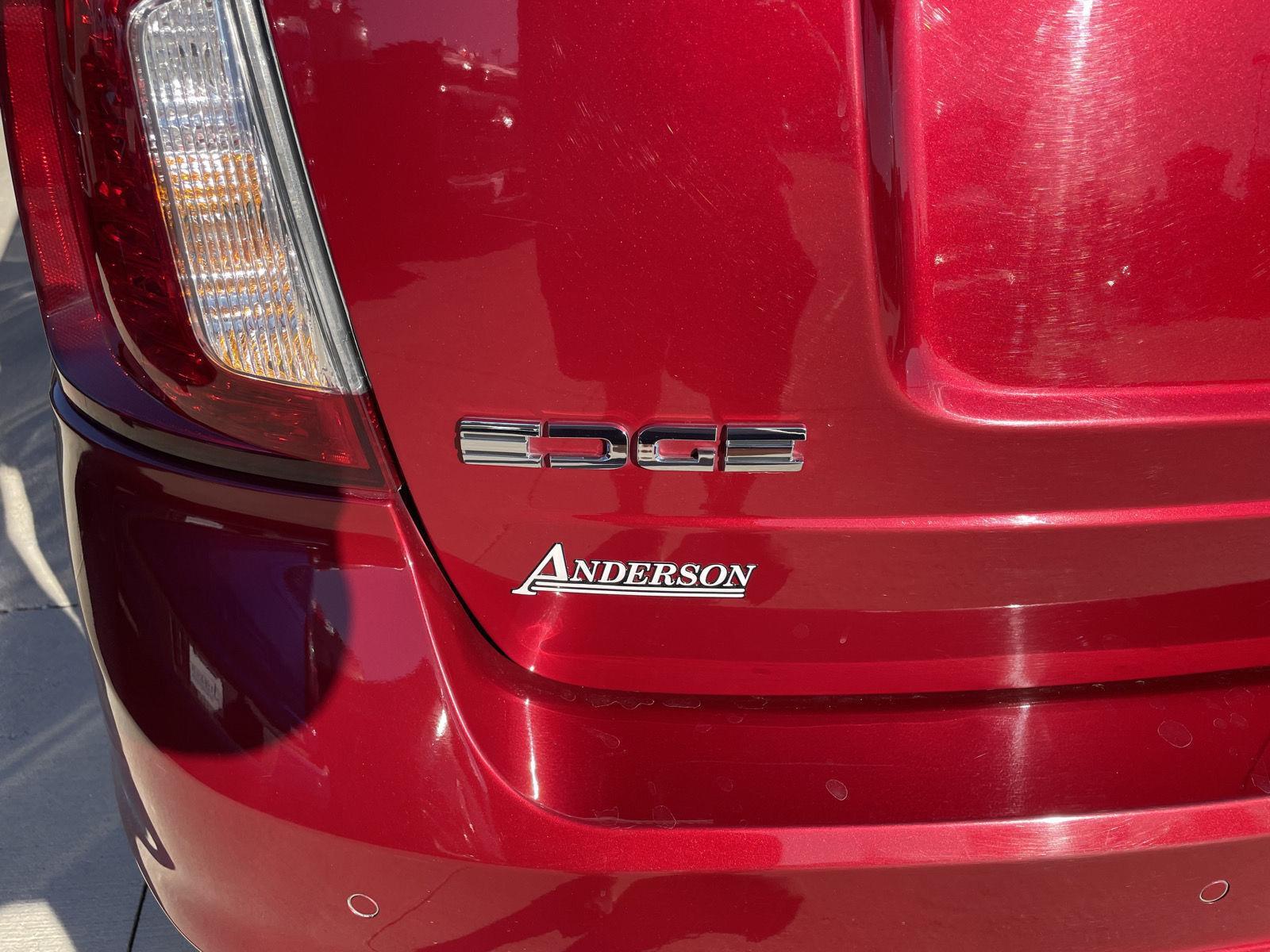 Vehicle photo 37