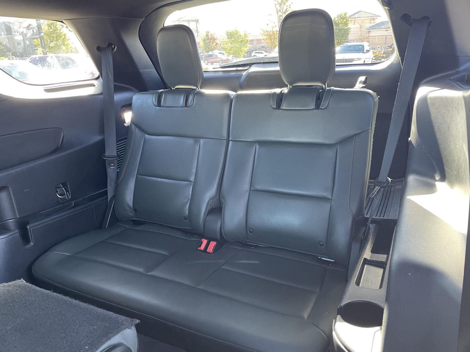 Vehicle photo 21