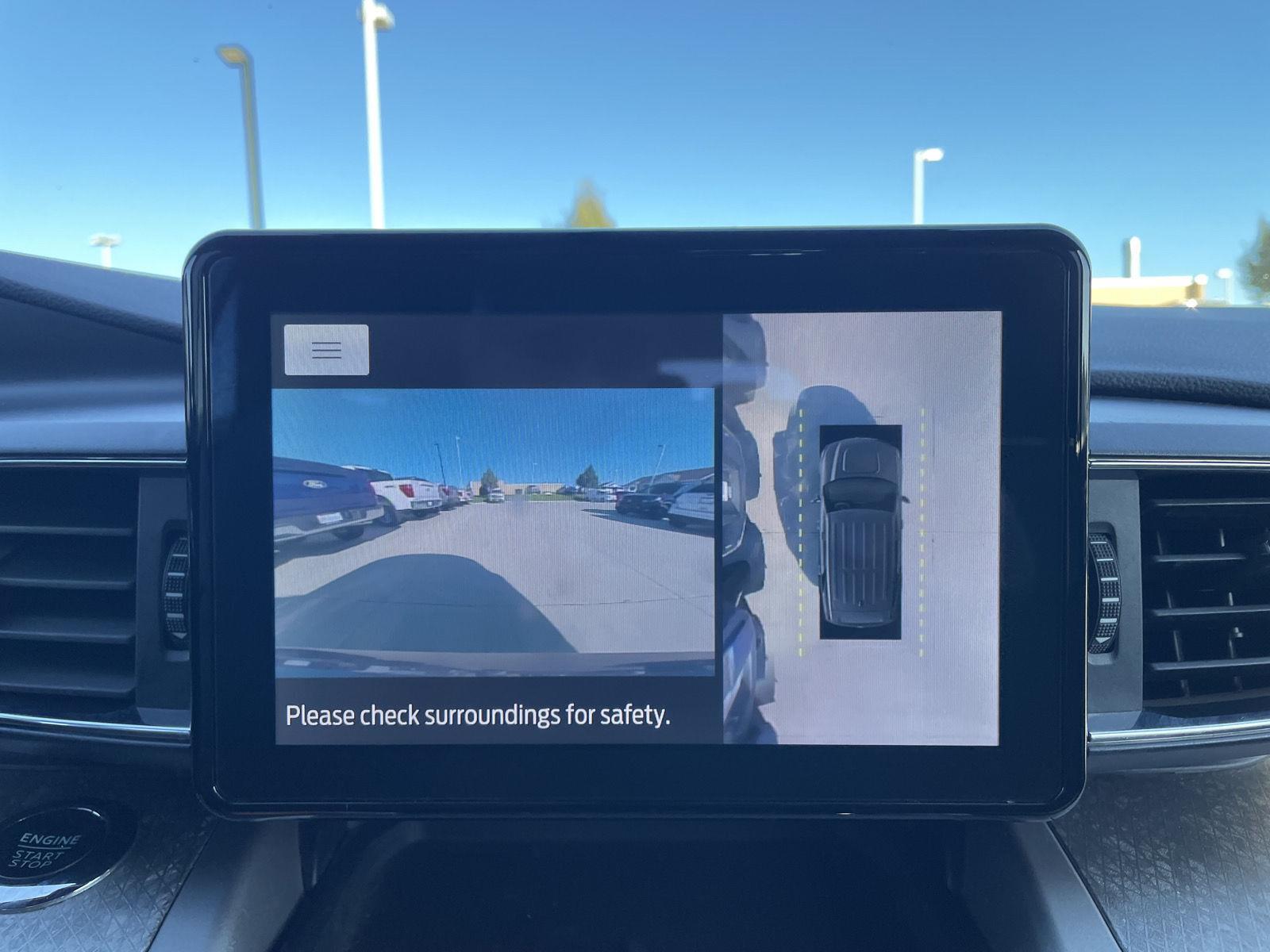 Vehicle photo 25