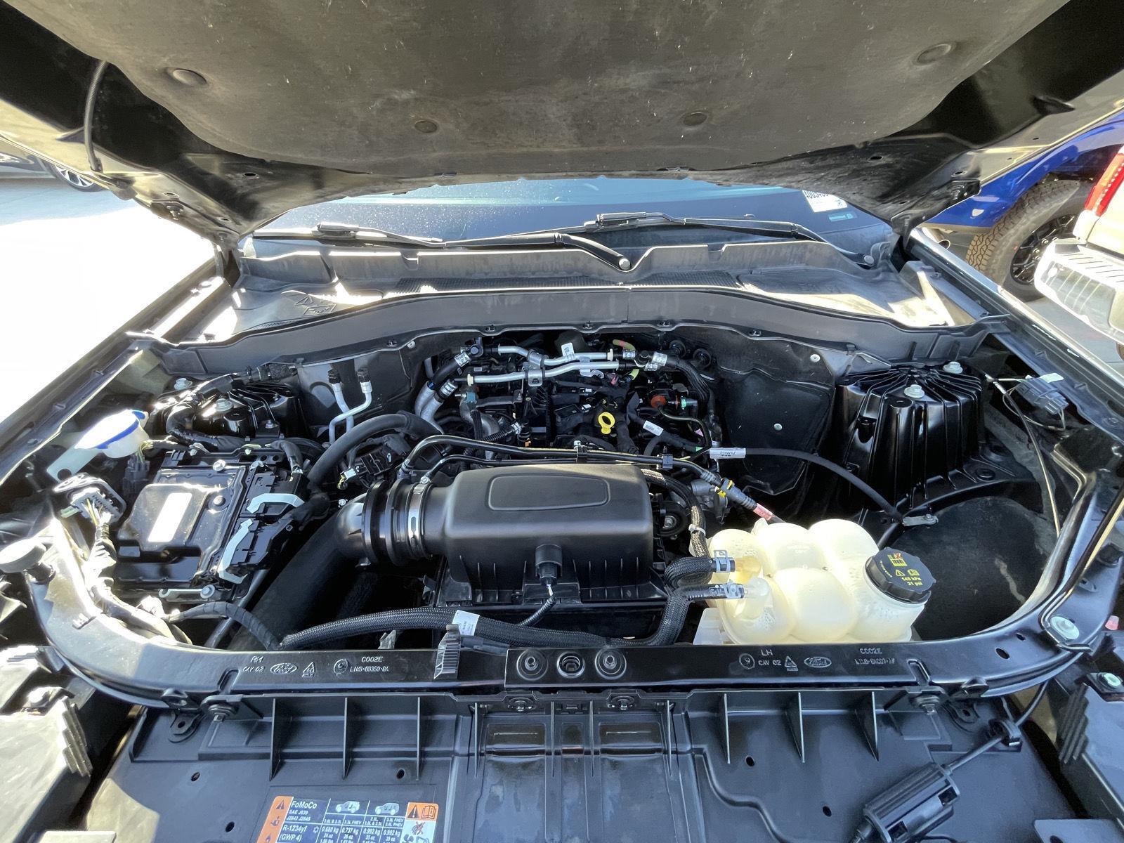 Vehicle photo 36