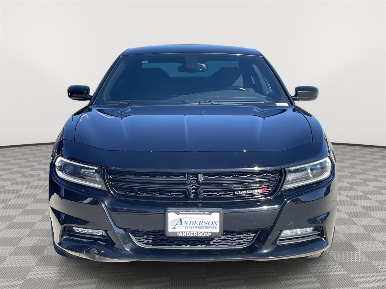 Vehicle photo 4