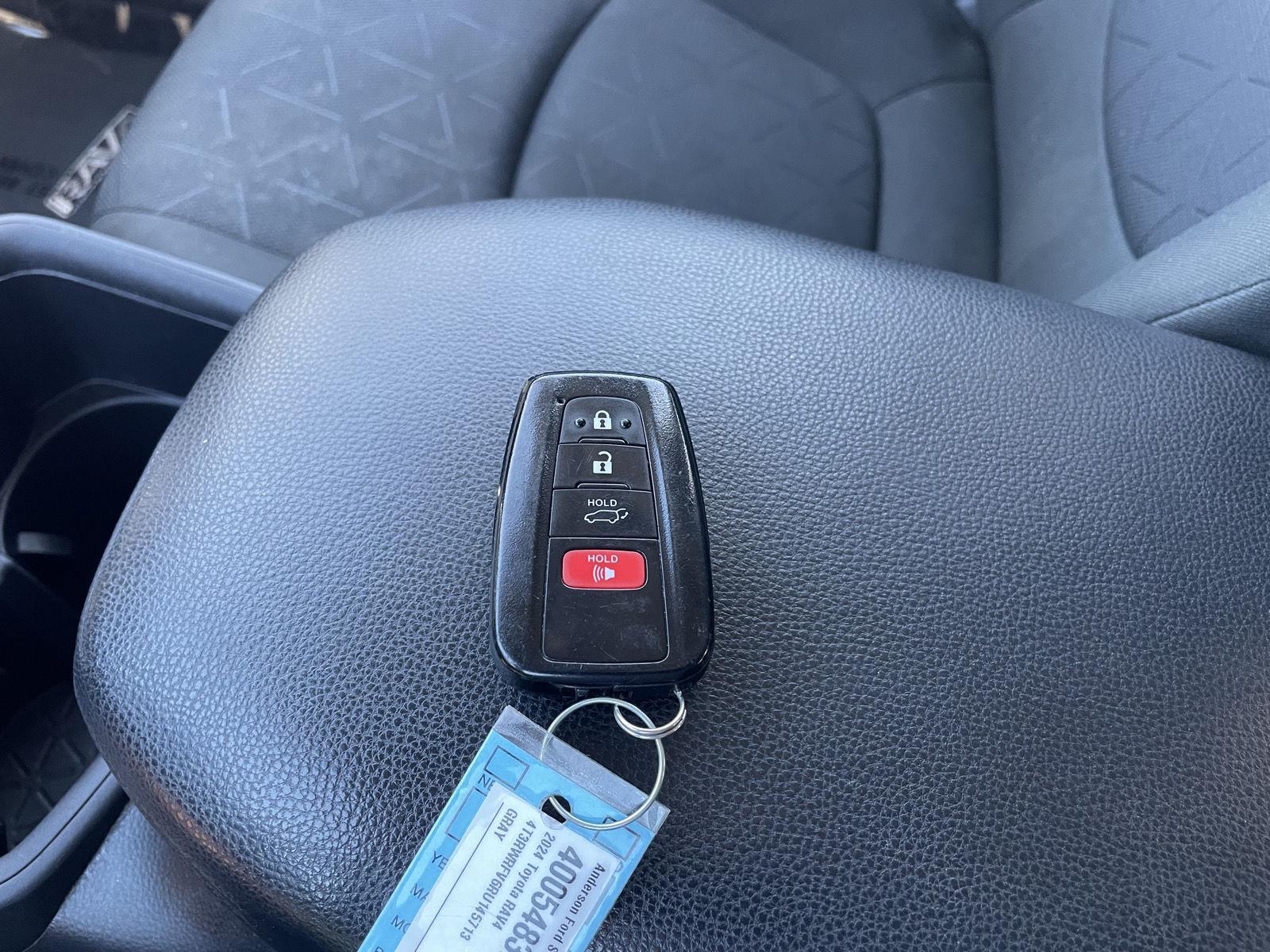 Vehicle photo 39