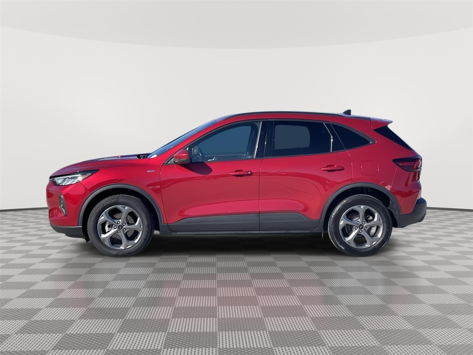 Vehicle photo 2