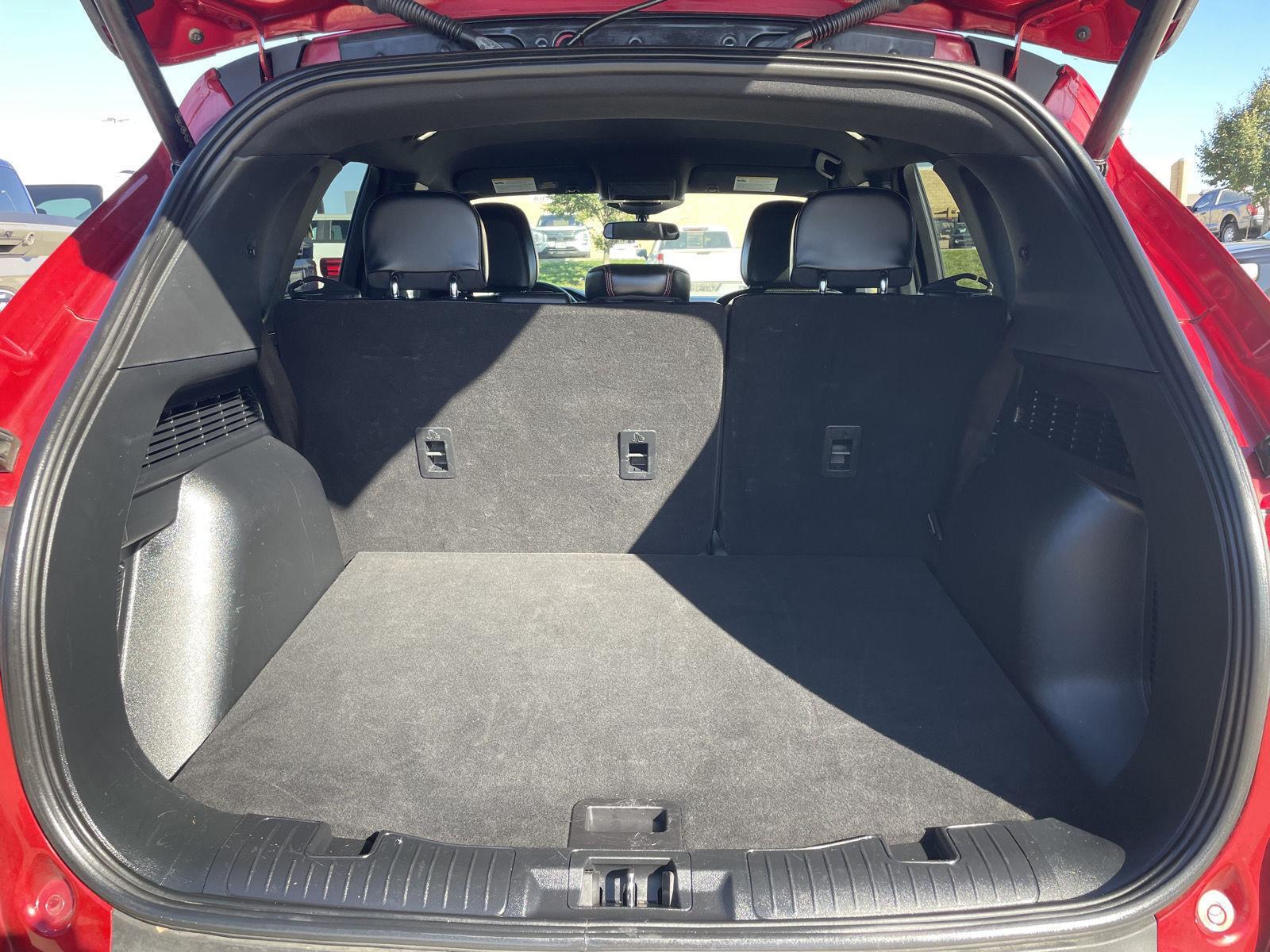 Vehicle photo 34