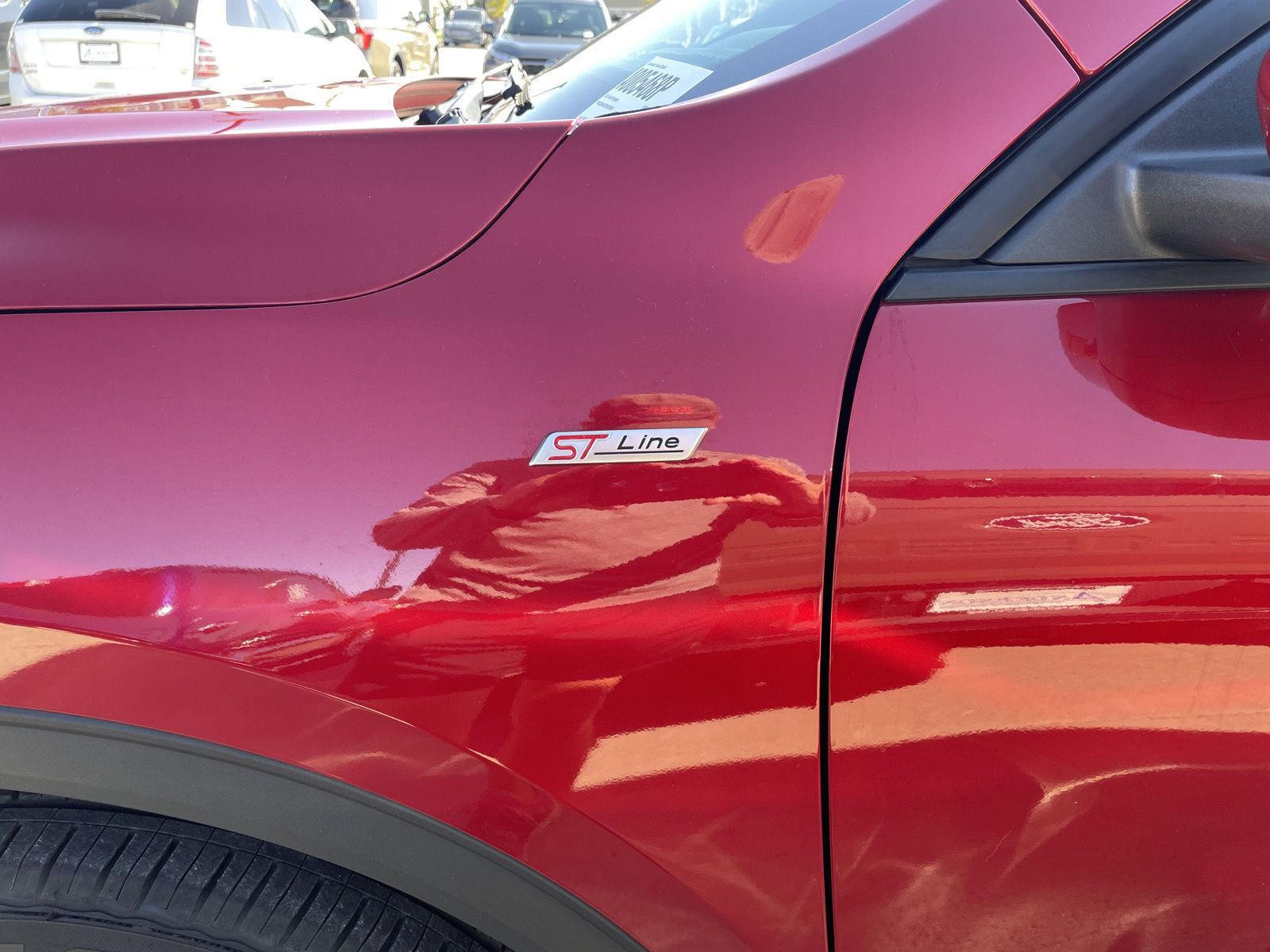 Vehicle photo 37