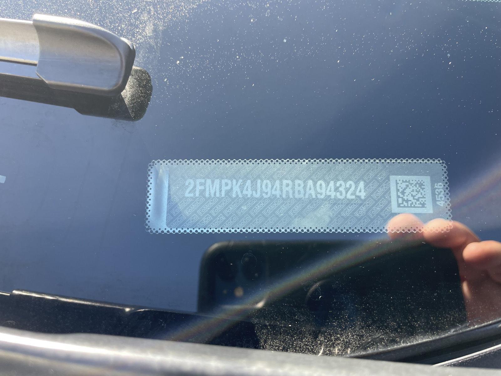 Vehicle photo 32