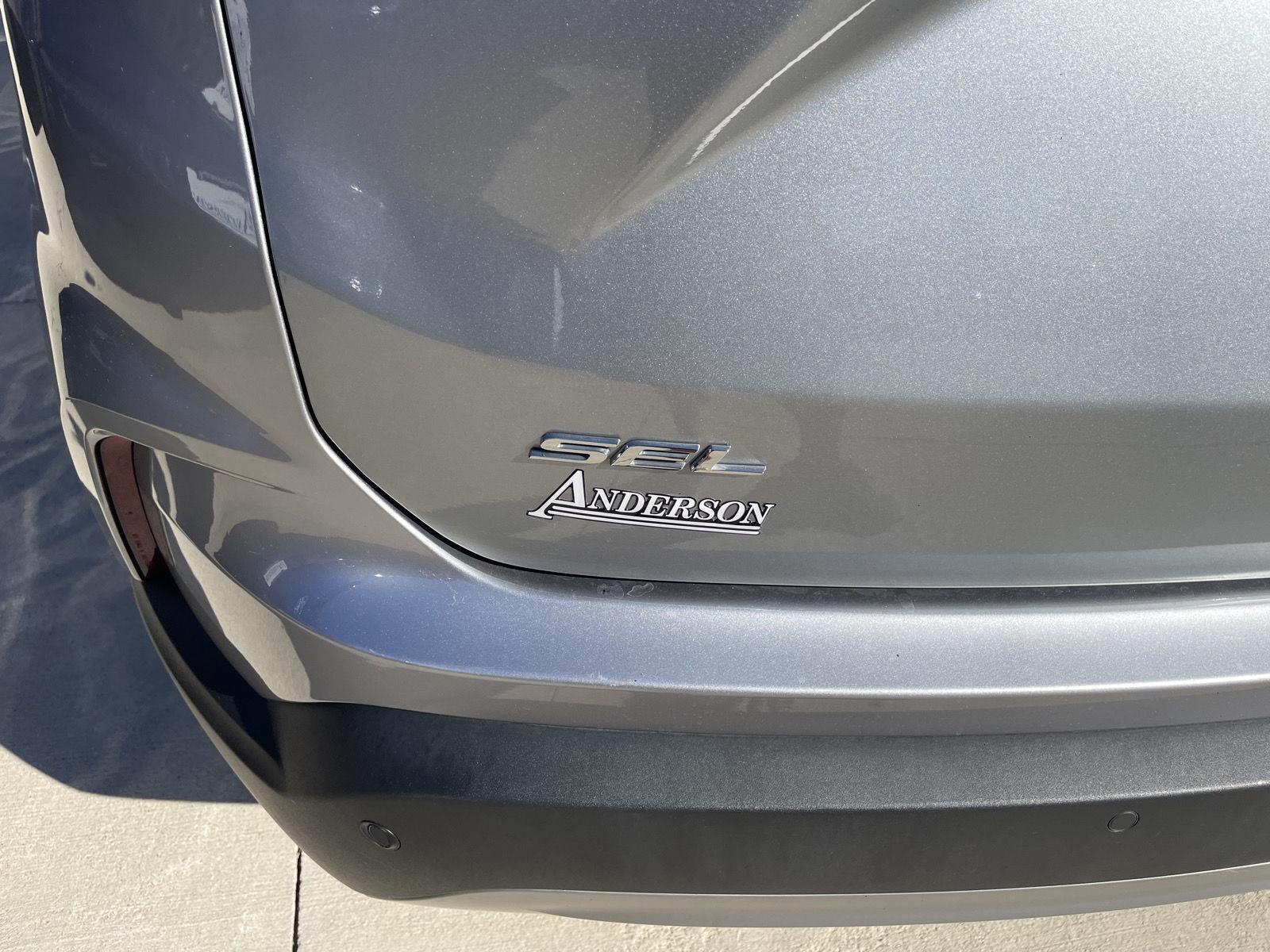 Vehicle photo 36