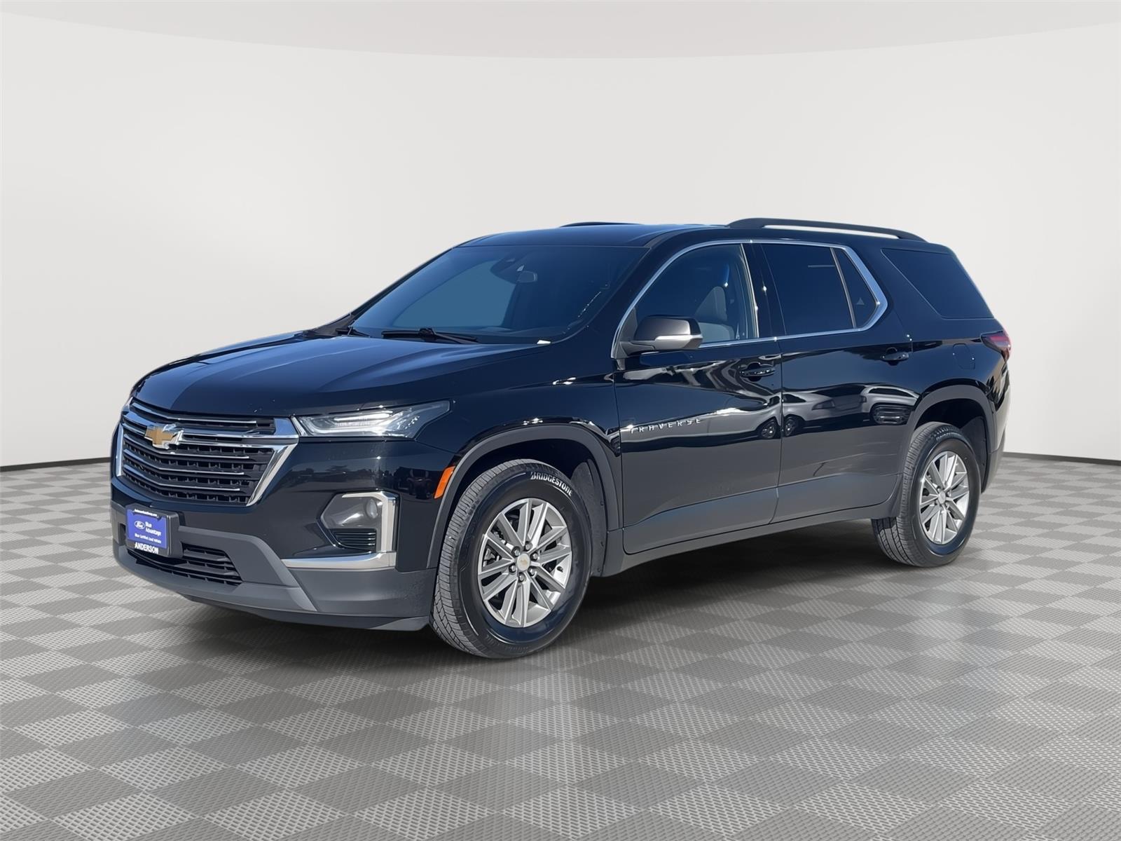 Mosaic Black Metallic 2022 Chevrolet Traverse SUV / Crossover Four-Wheel Drive 9-Speed Automatic