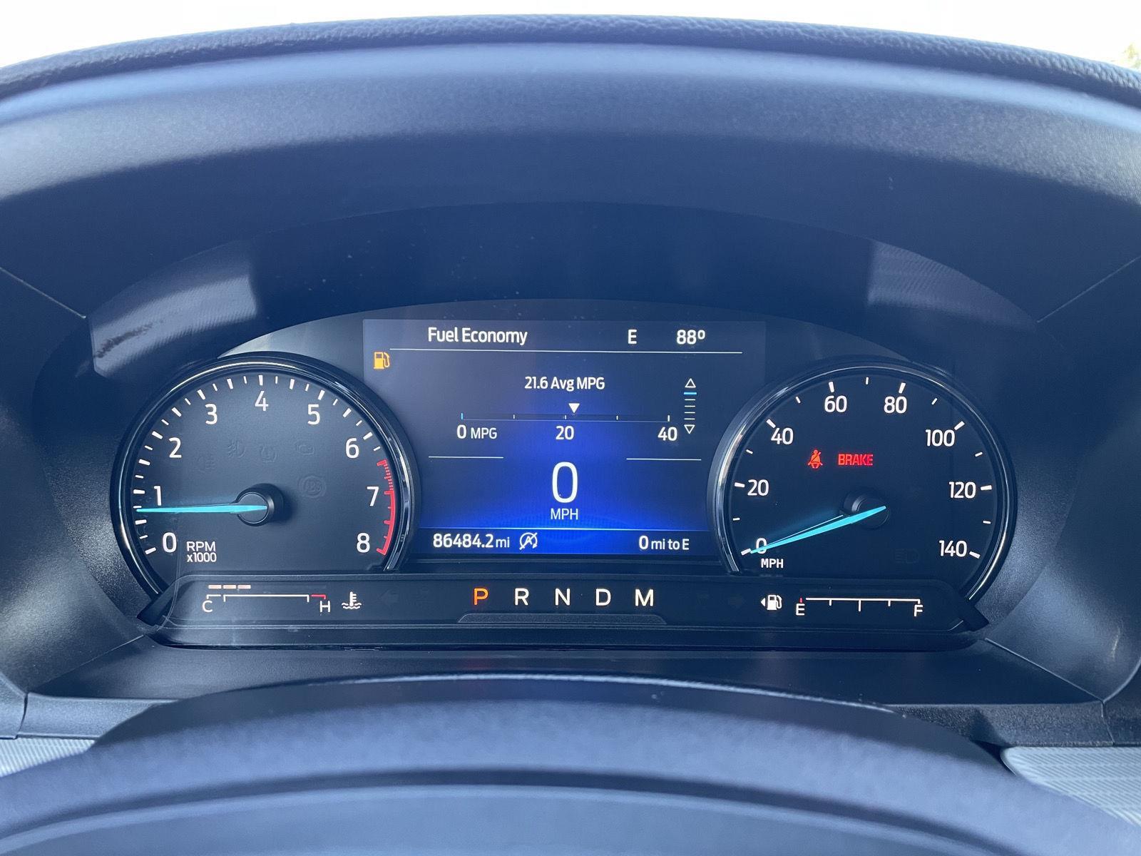 Vehicle photo 15