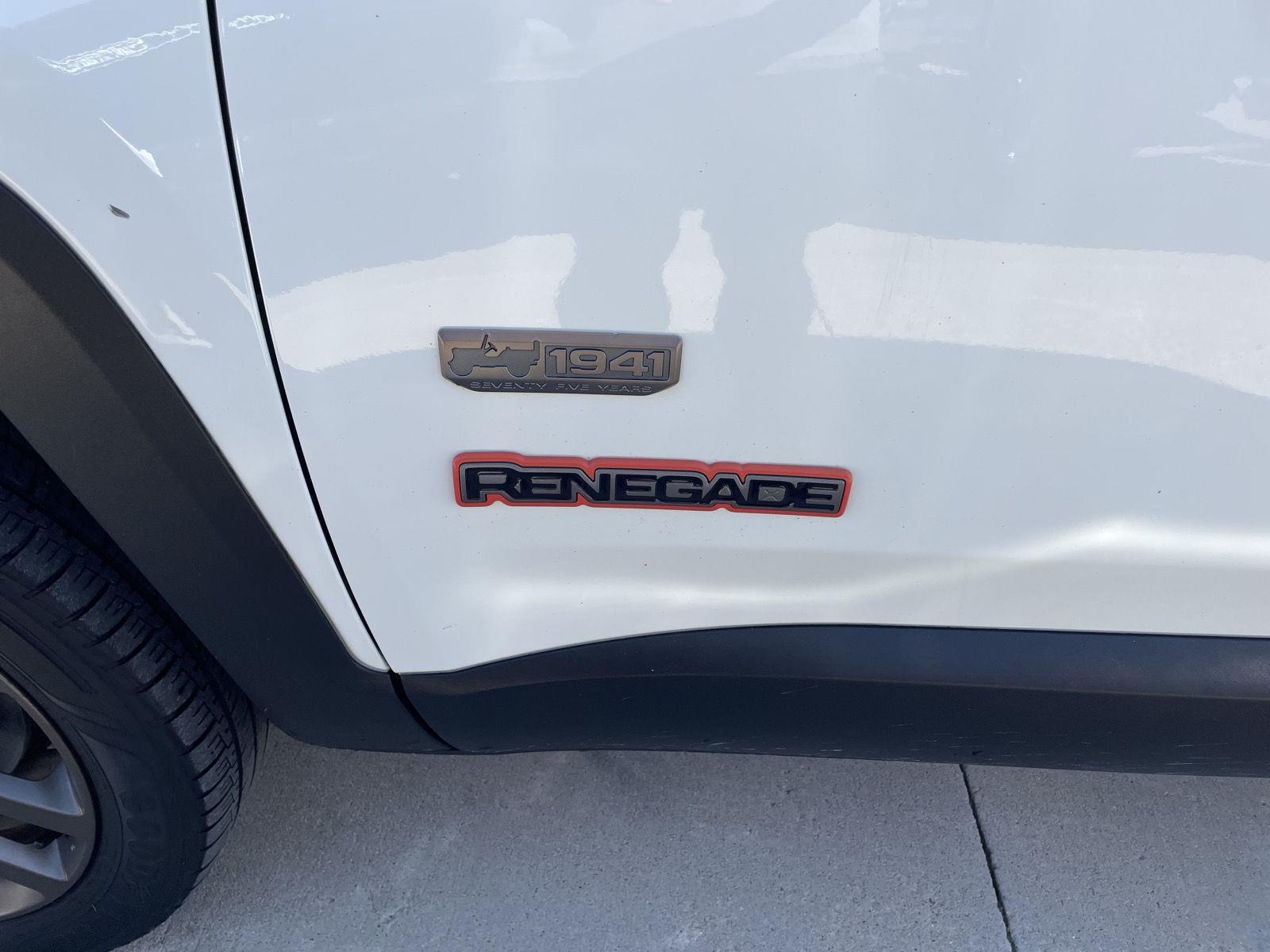 Vehicle photo 35