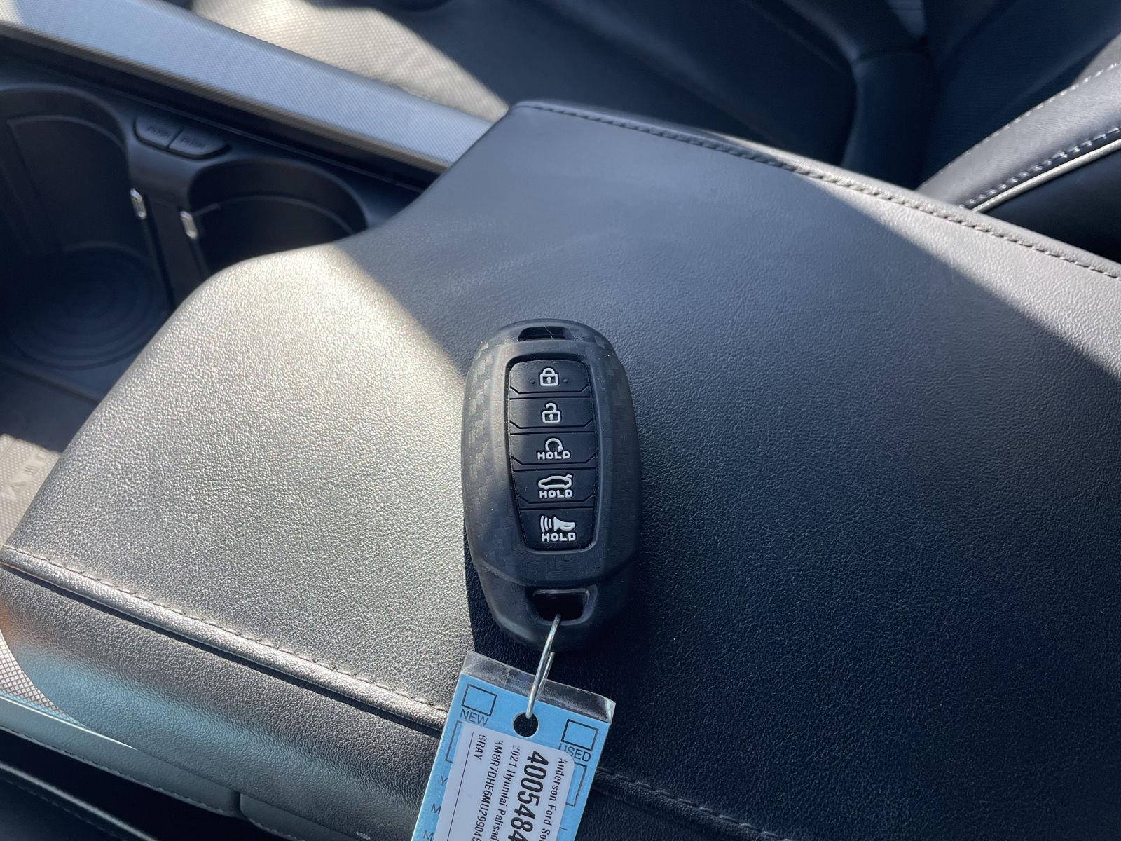 Vehicle photo 43