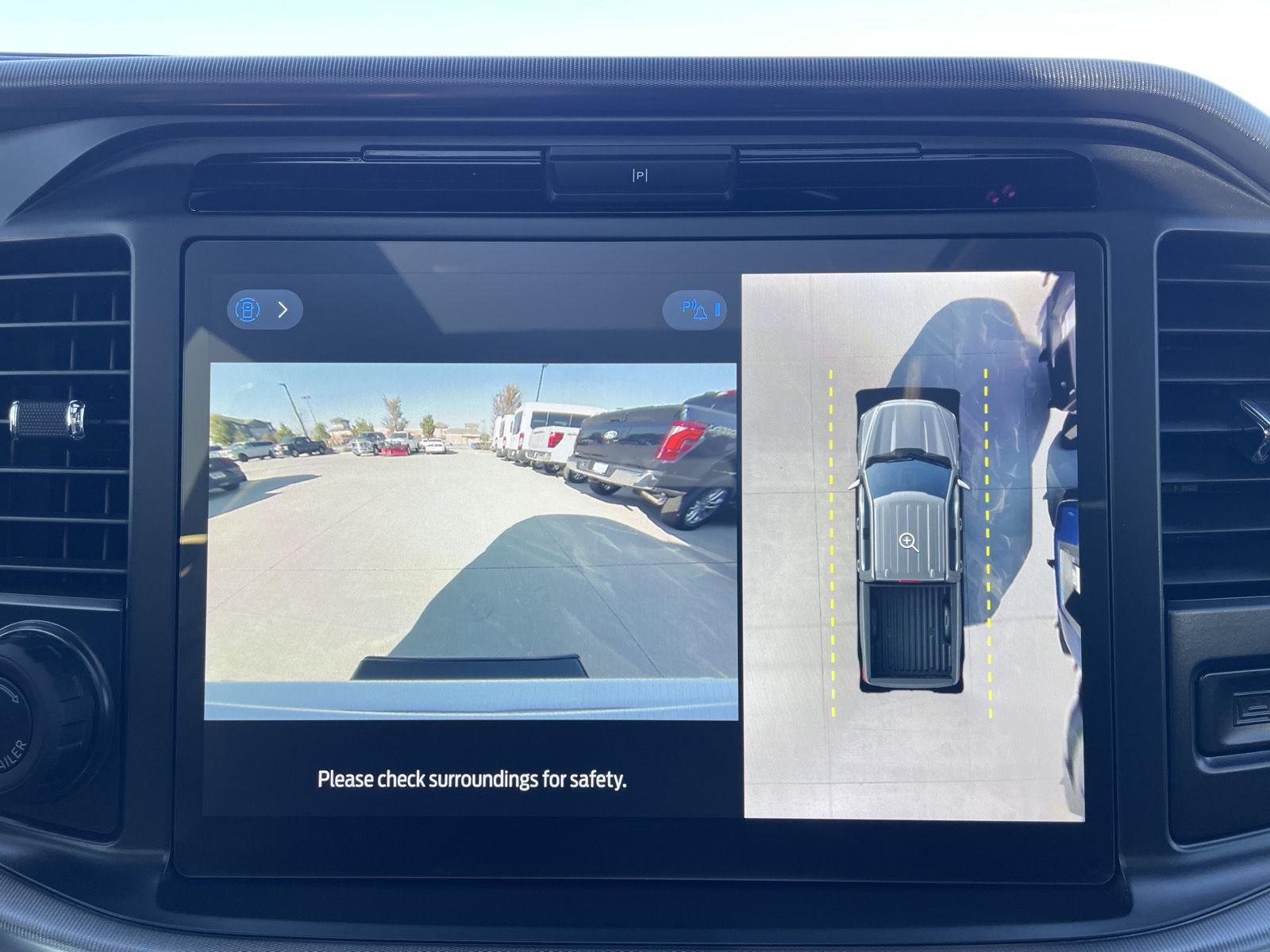 Vehicle photo 26
