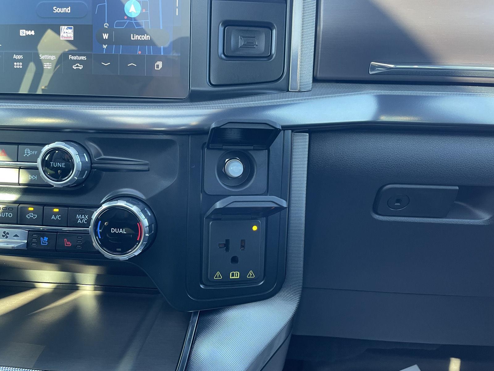 Vehicle photo 36