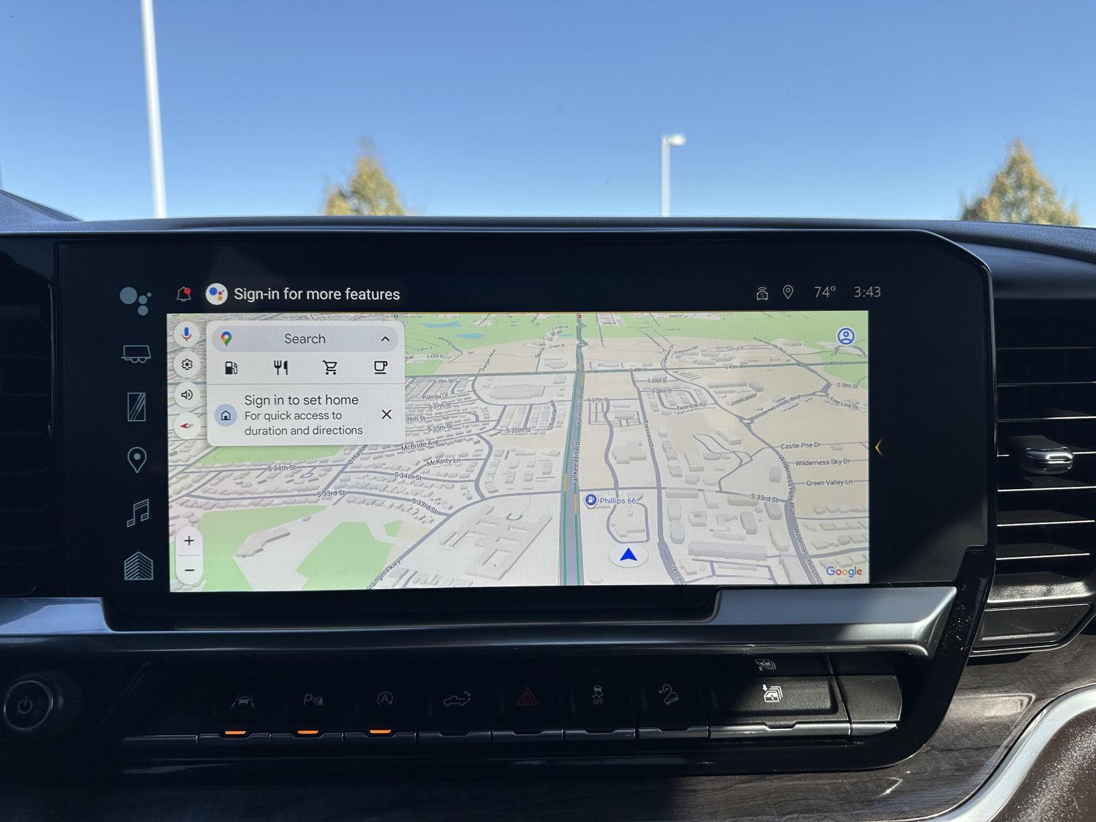 Vehicle photo 25