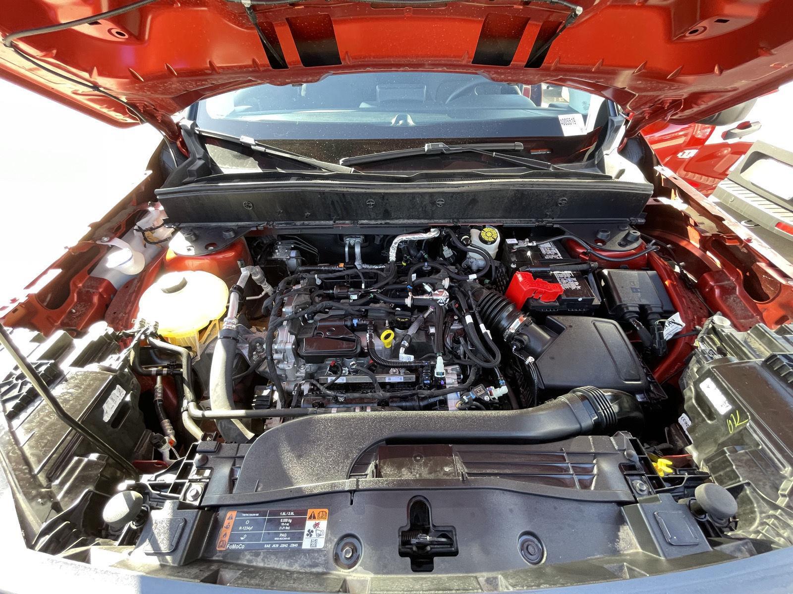 Vehicle photo 33
