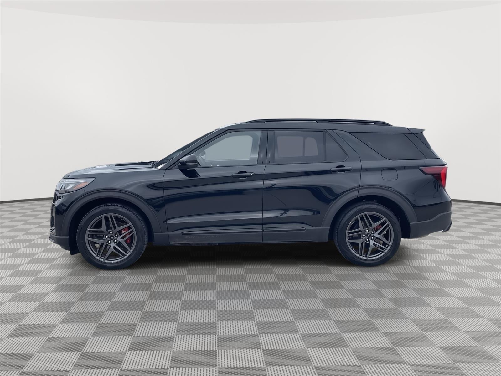 Vehicle photo 2