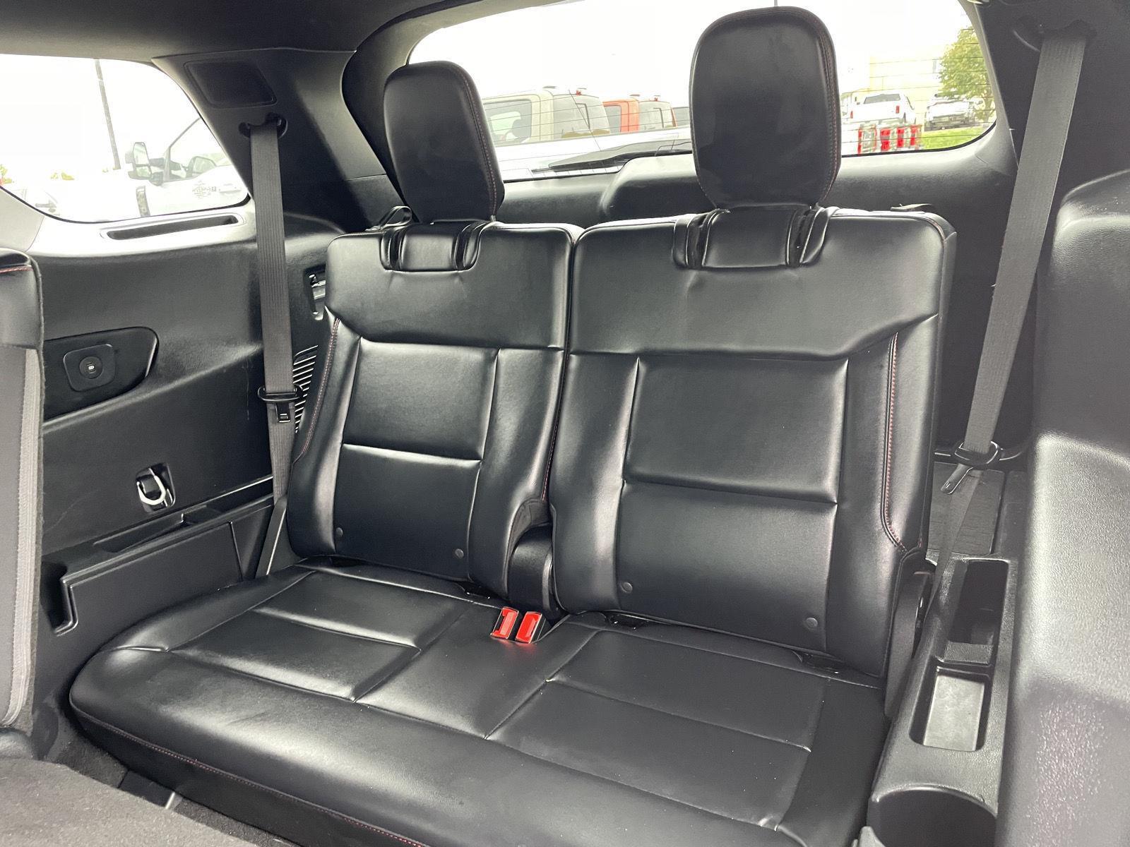 Vehicle photo 21