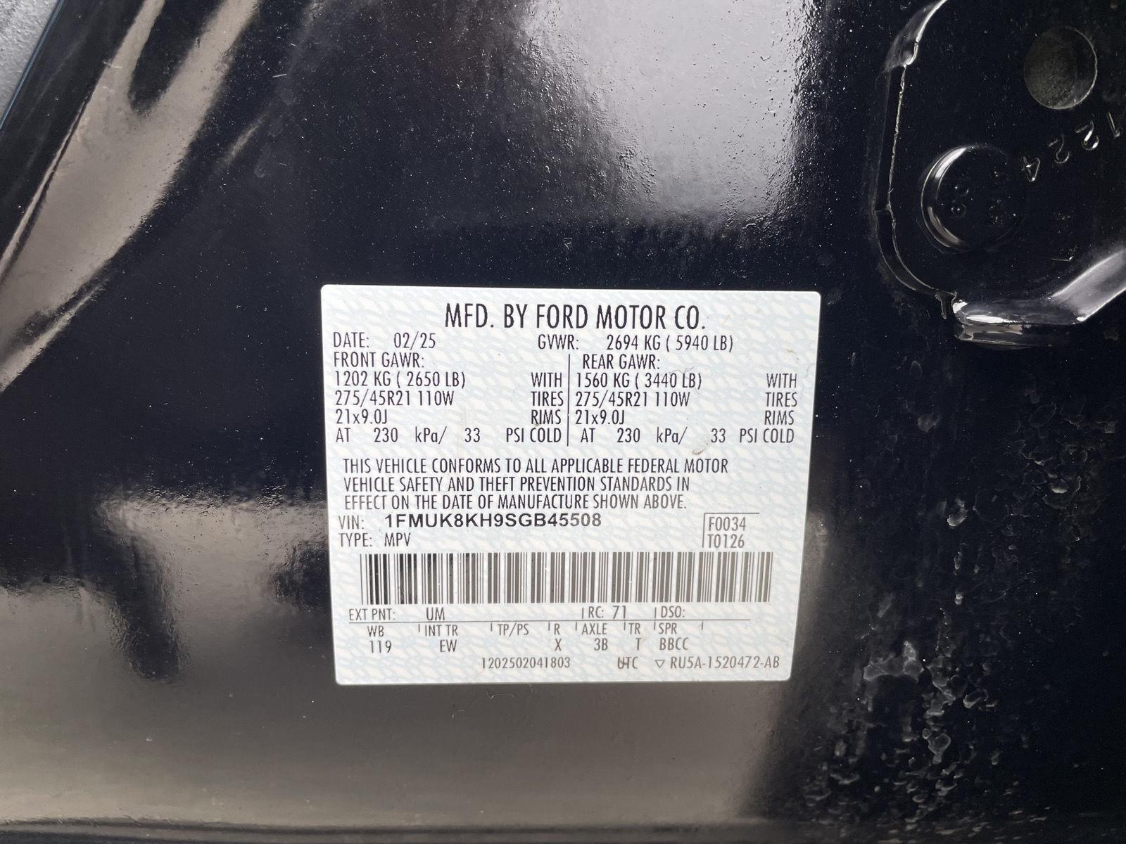 Vehicle photo 34