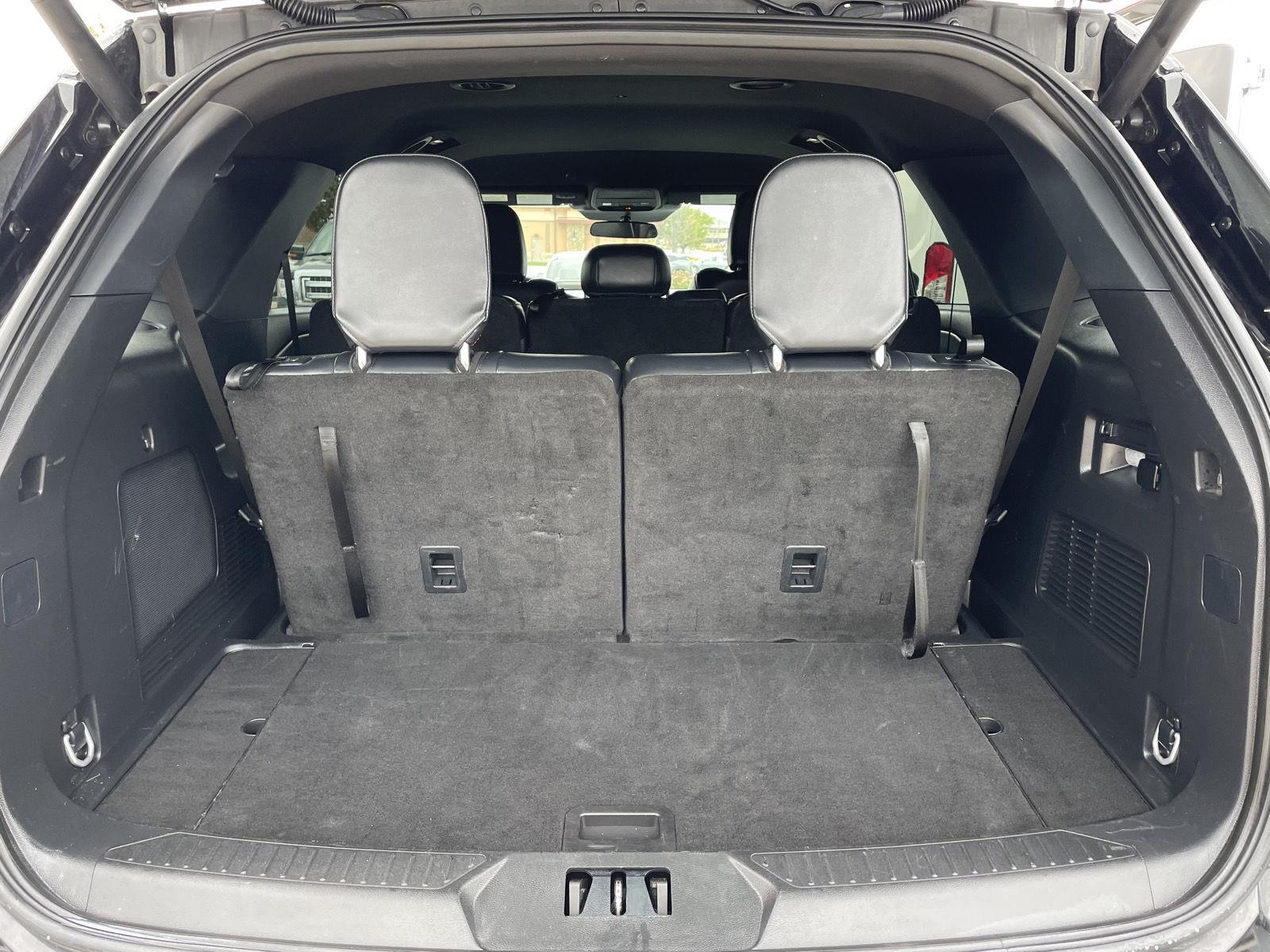 Vehicle photo 36