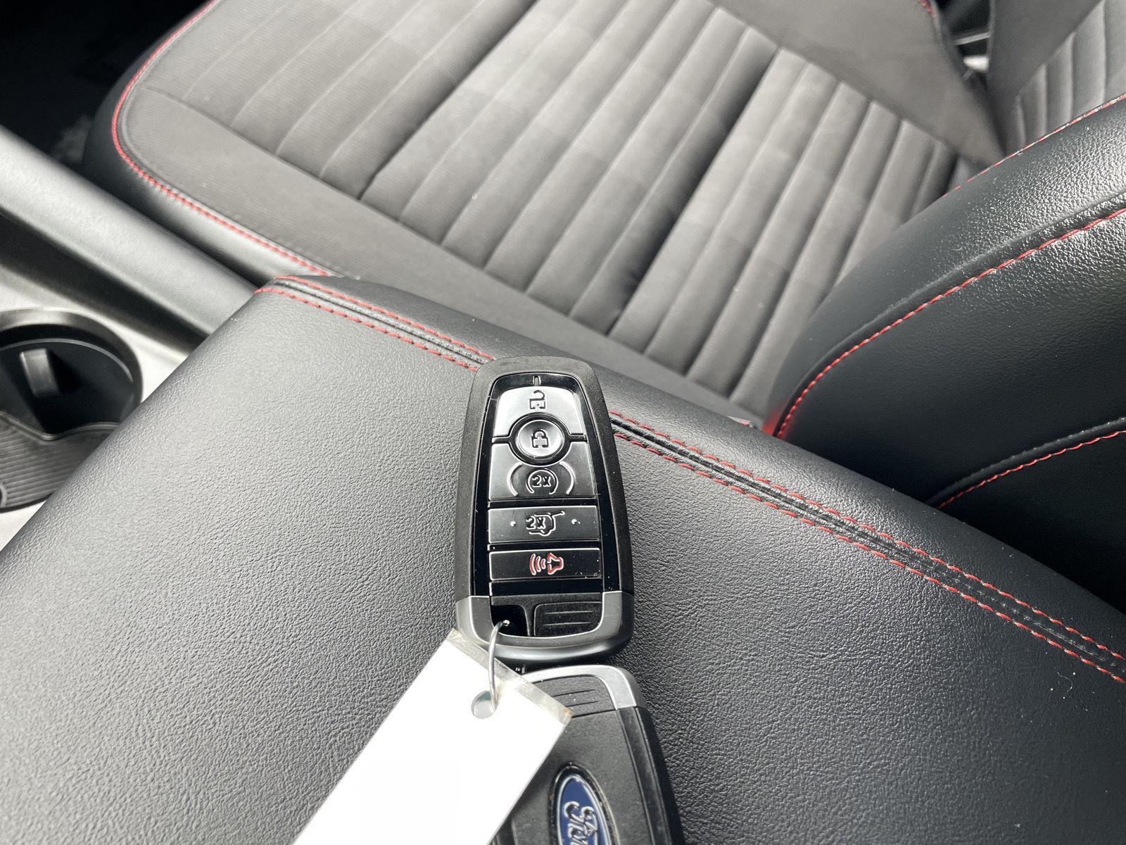 Vehicle photo 39