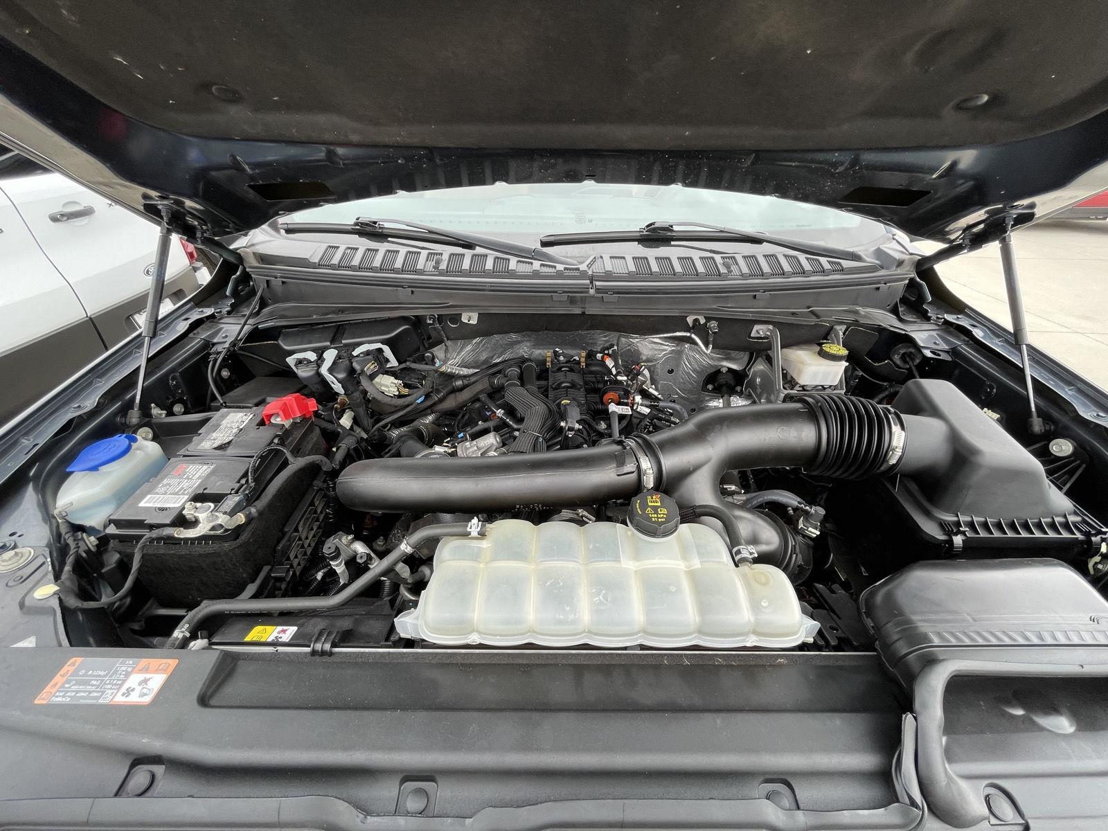 Vehicle photo 38