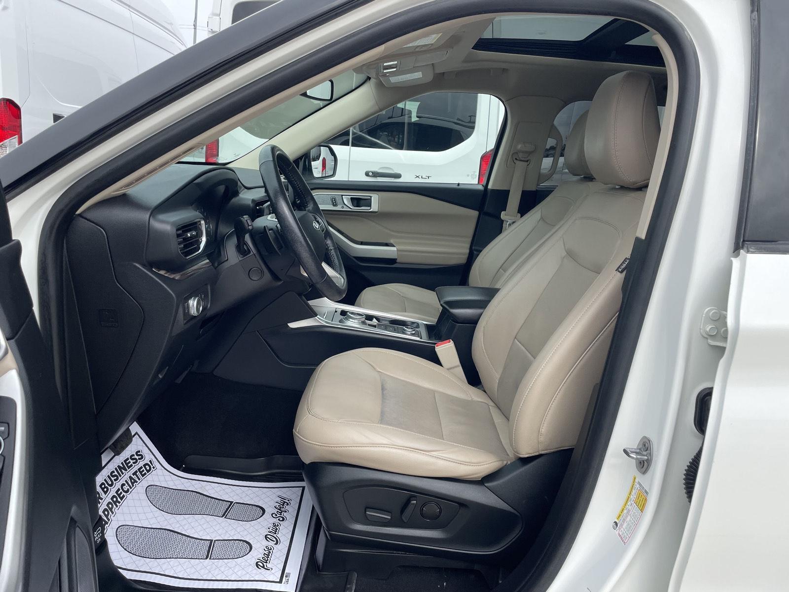 Vehicle photo 15