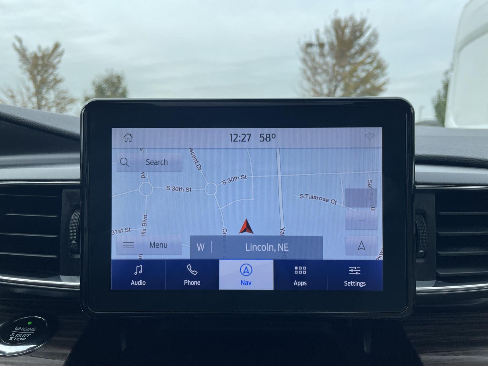 Vehicle photo 25
