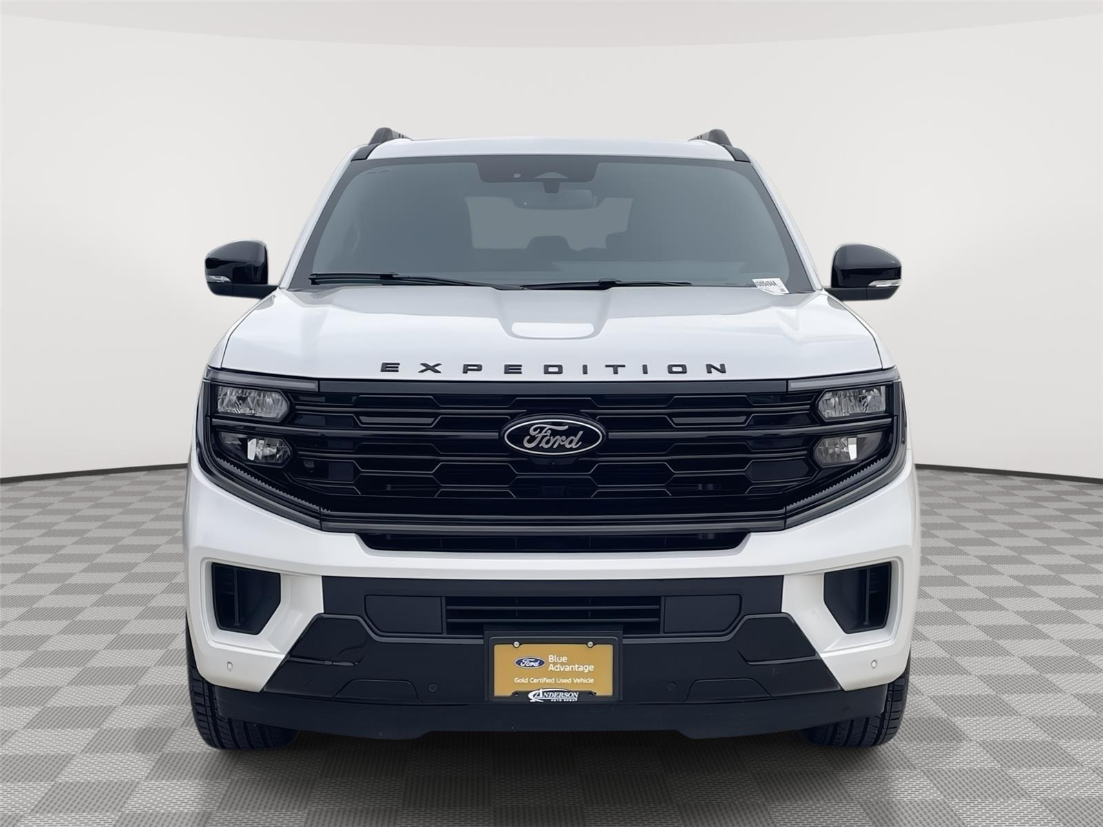 Vehicle photo 4