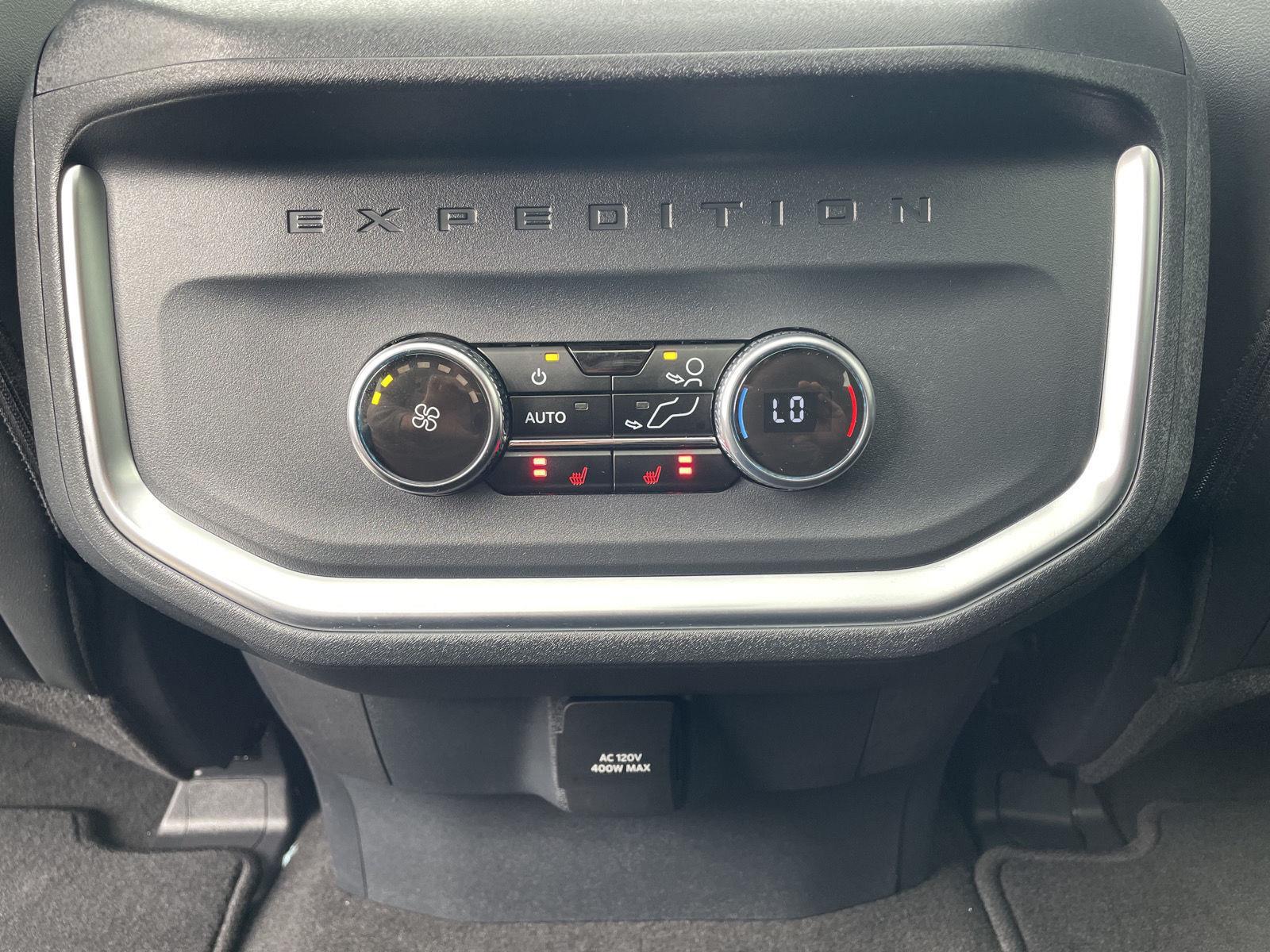 Vehicle photo 20