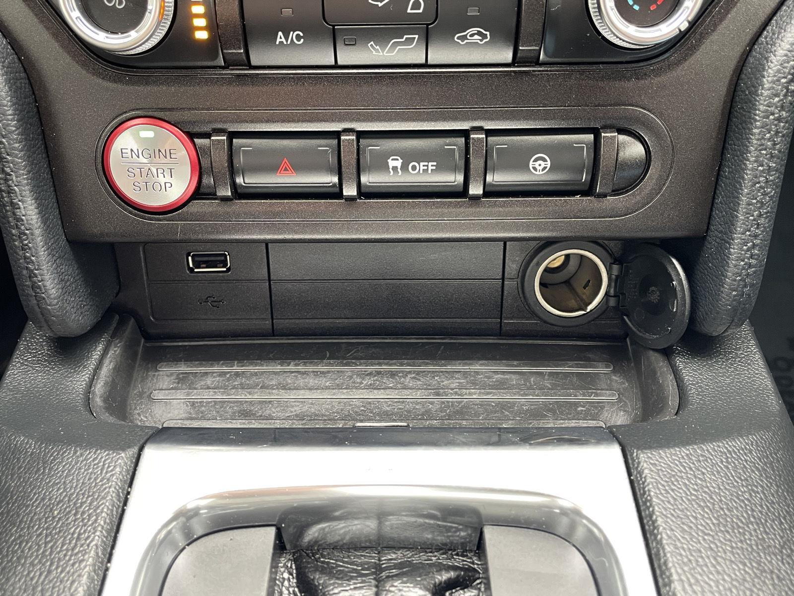 Vehicle photo 27