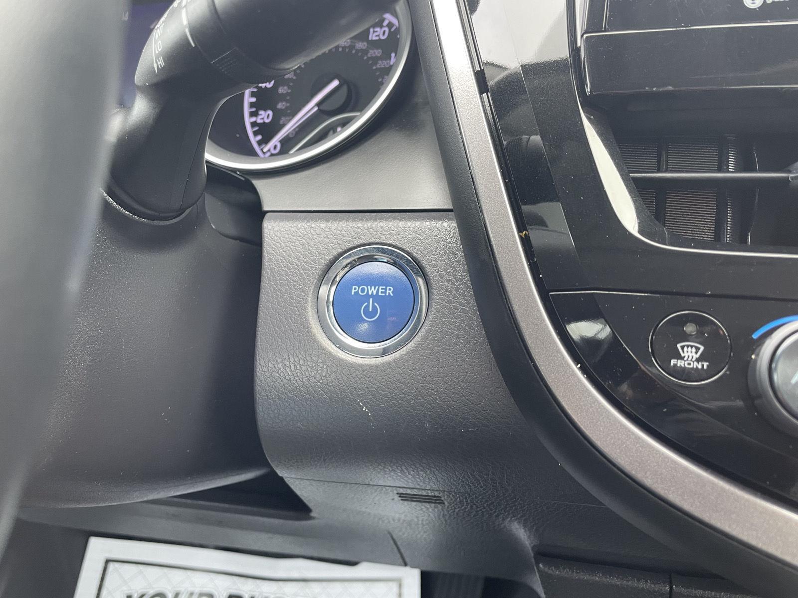 Vehicle photo 25