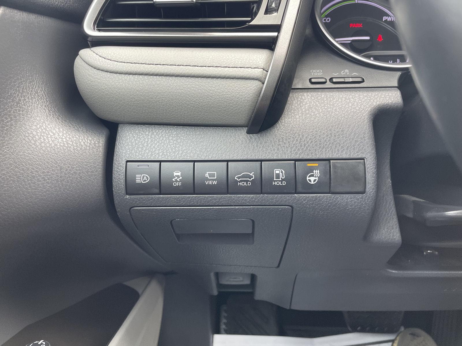 Vehicle photo 31
