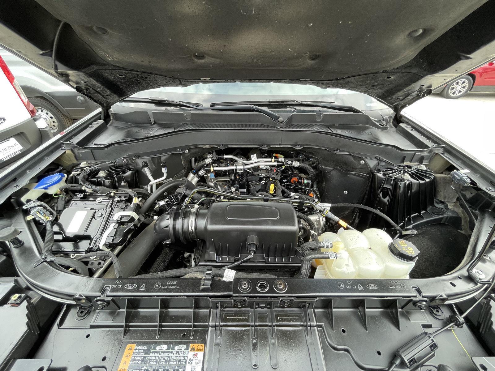 Vehicle photo 37
