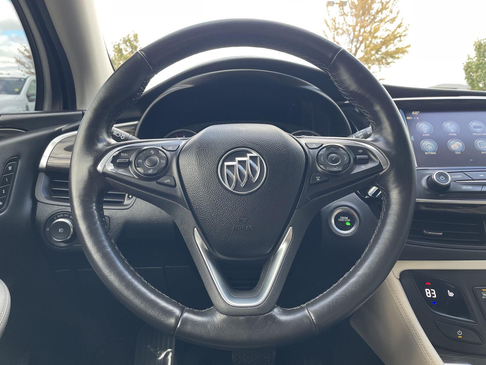Vehicle photo 12