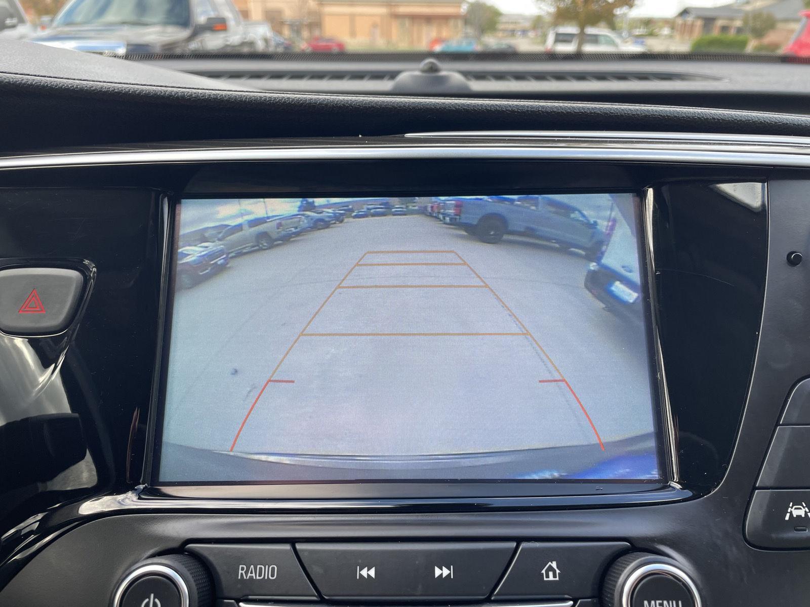 Vehicle photo 24