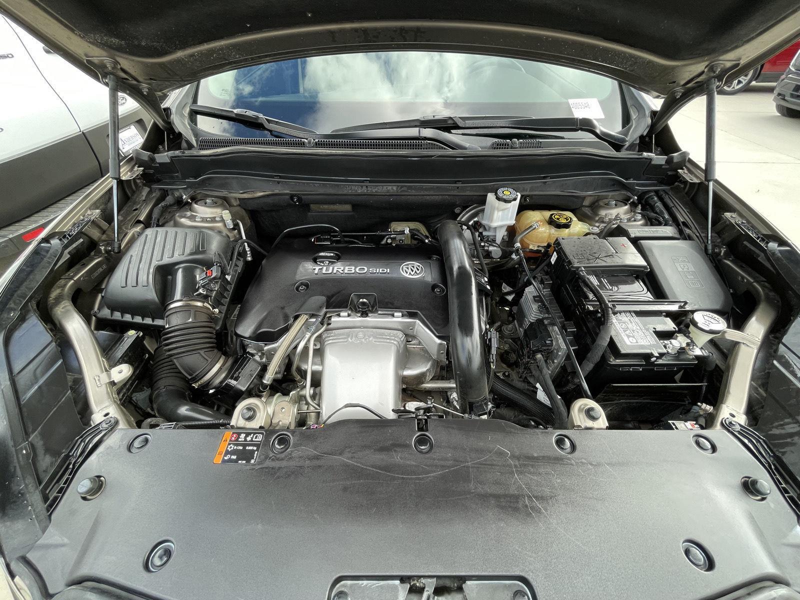 Vehicle photo 34