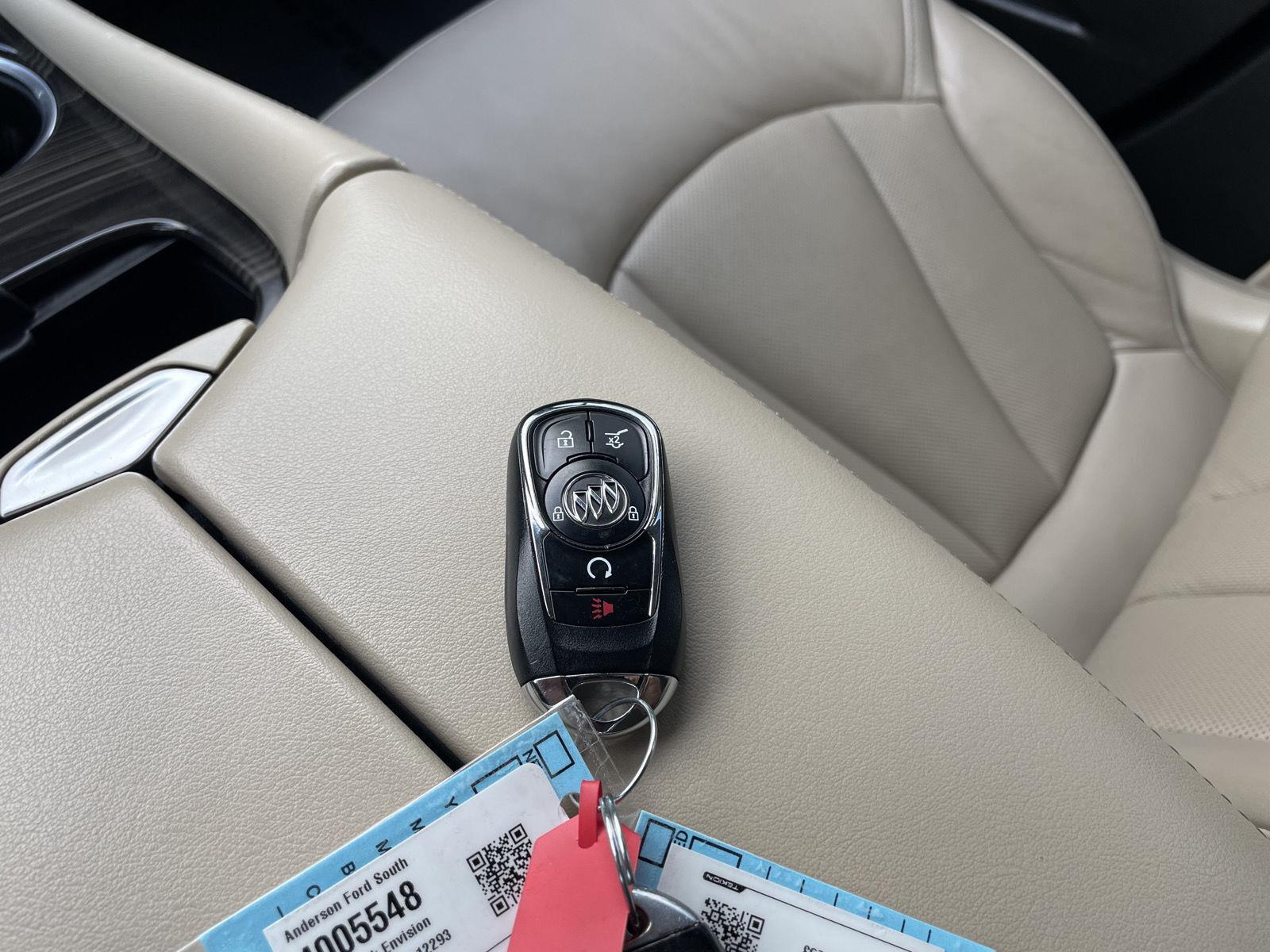 Vehicle photo 38