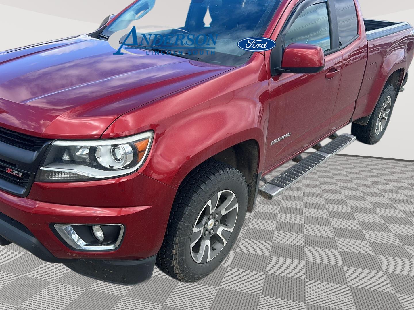 Vehicle photo 1
