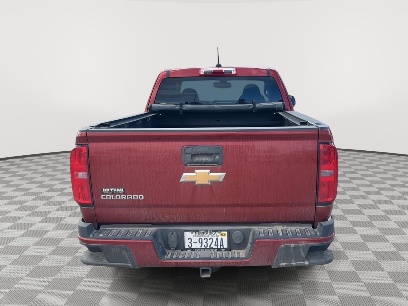 Vehicle photo 6