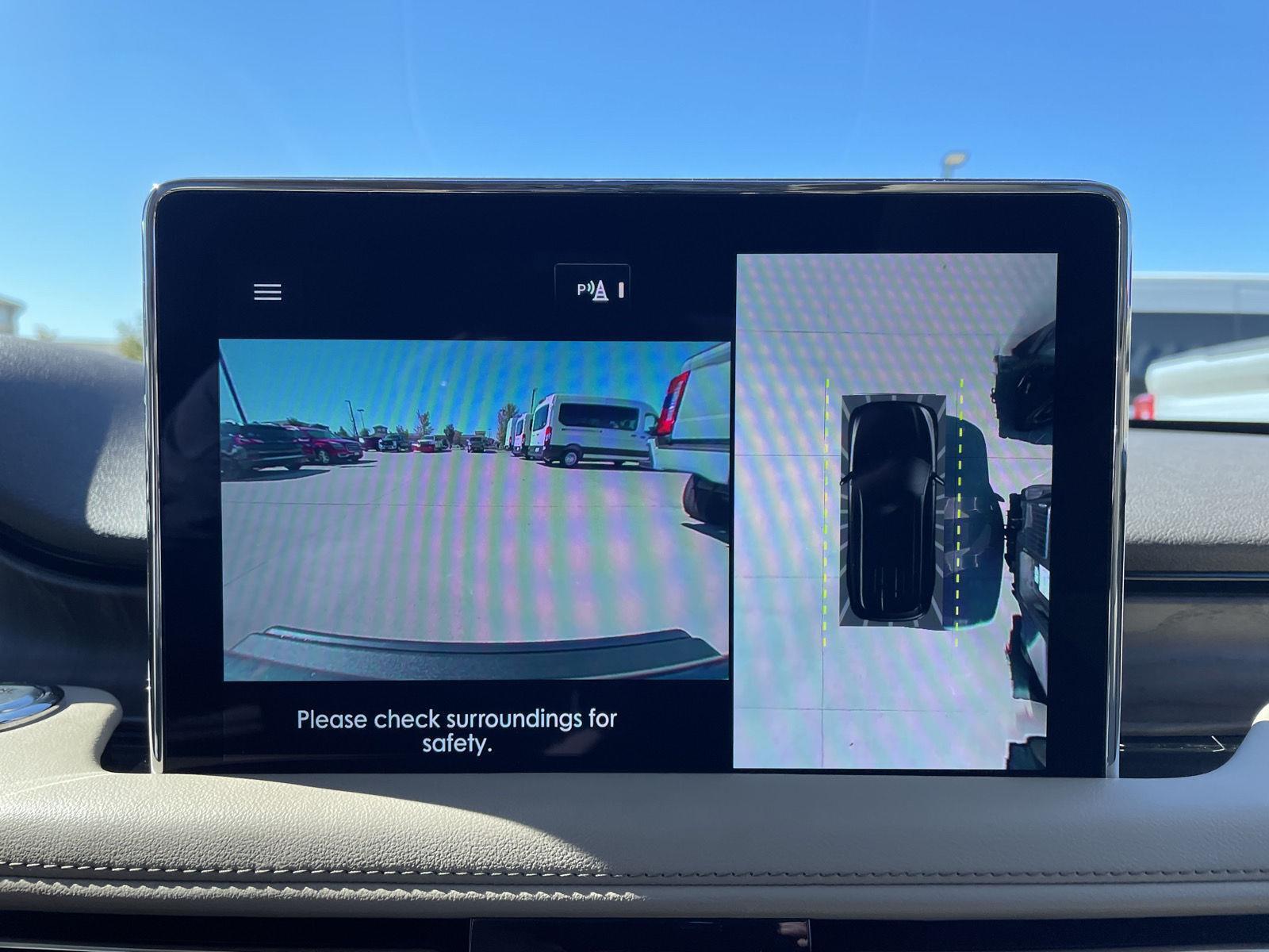Vehicle photo 27