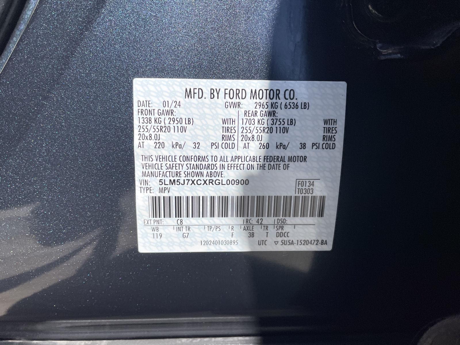 Vehicle photo 37